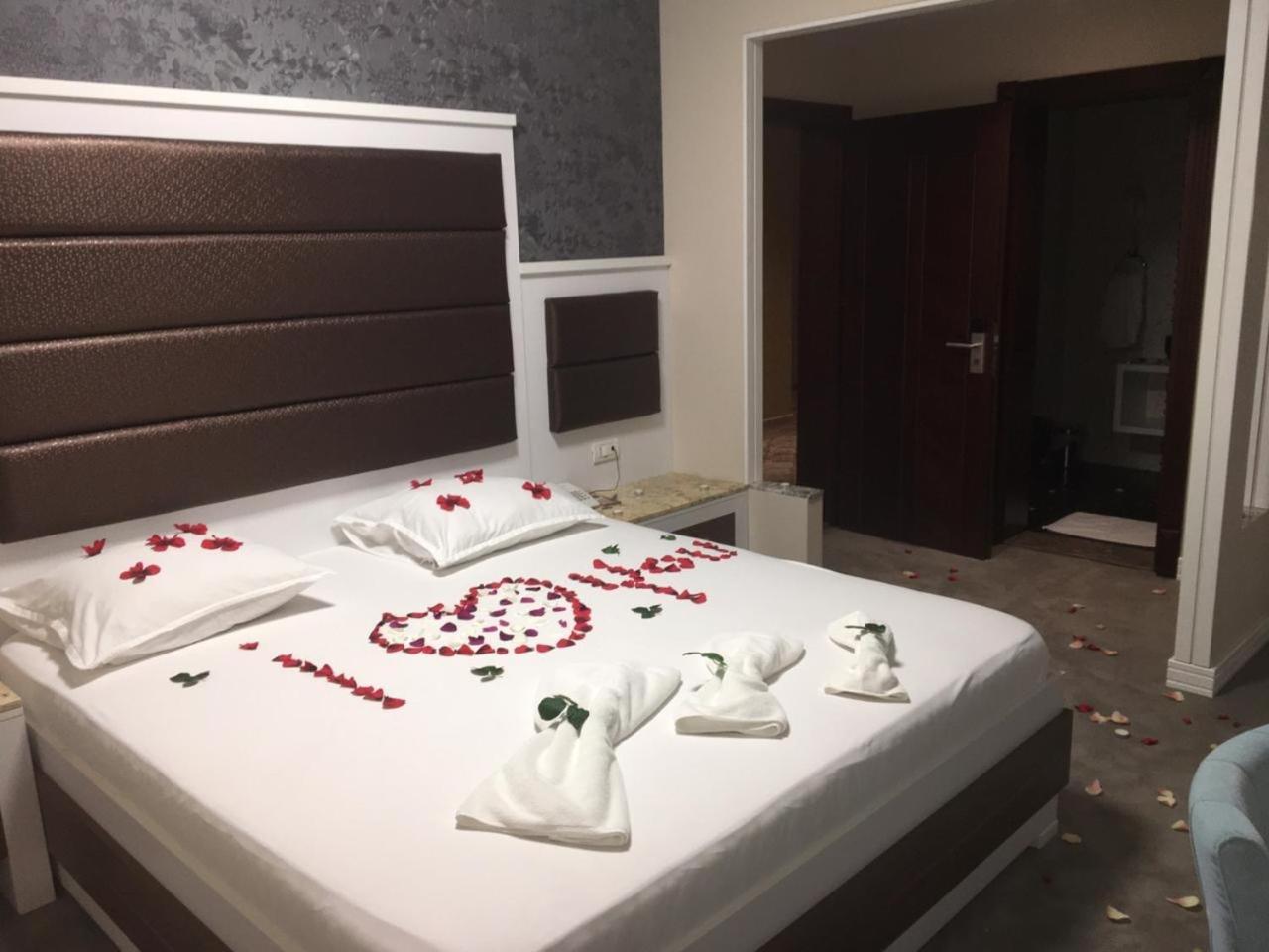 Hotel Admiral Prizren Exterior photo