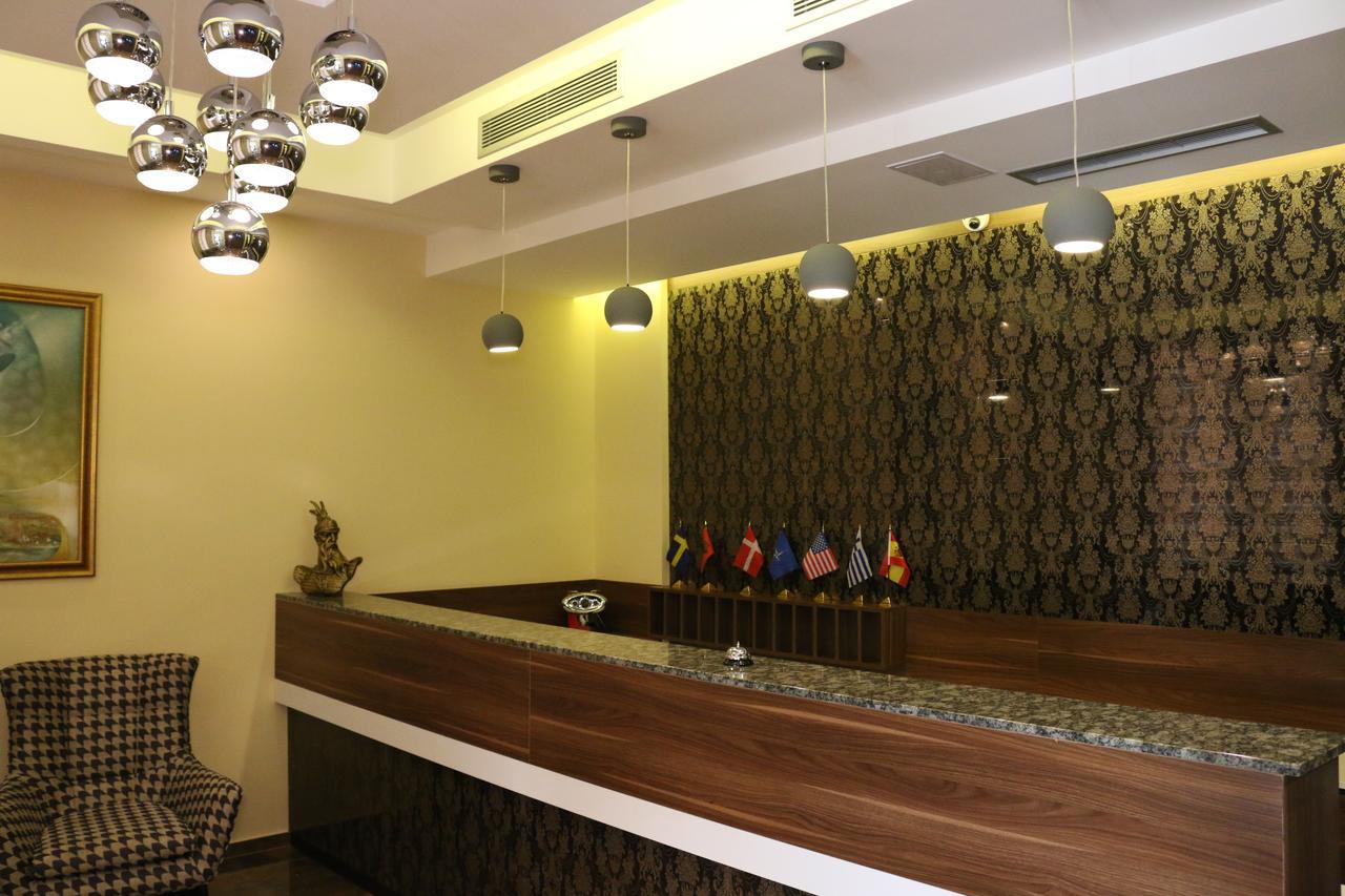 Hotel Admiral Prizren Exterior photo