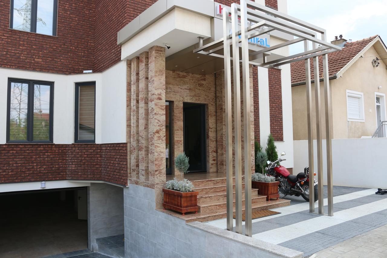 Hotel Admiral Prizren Exterior photo