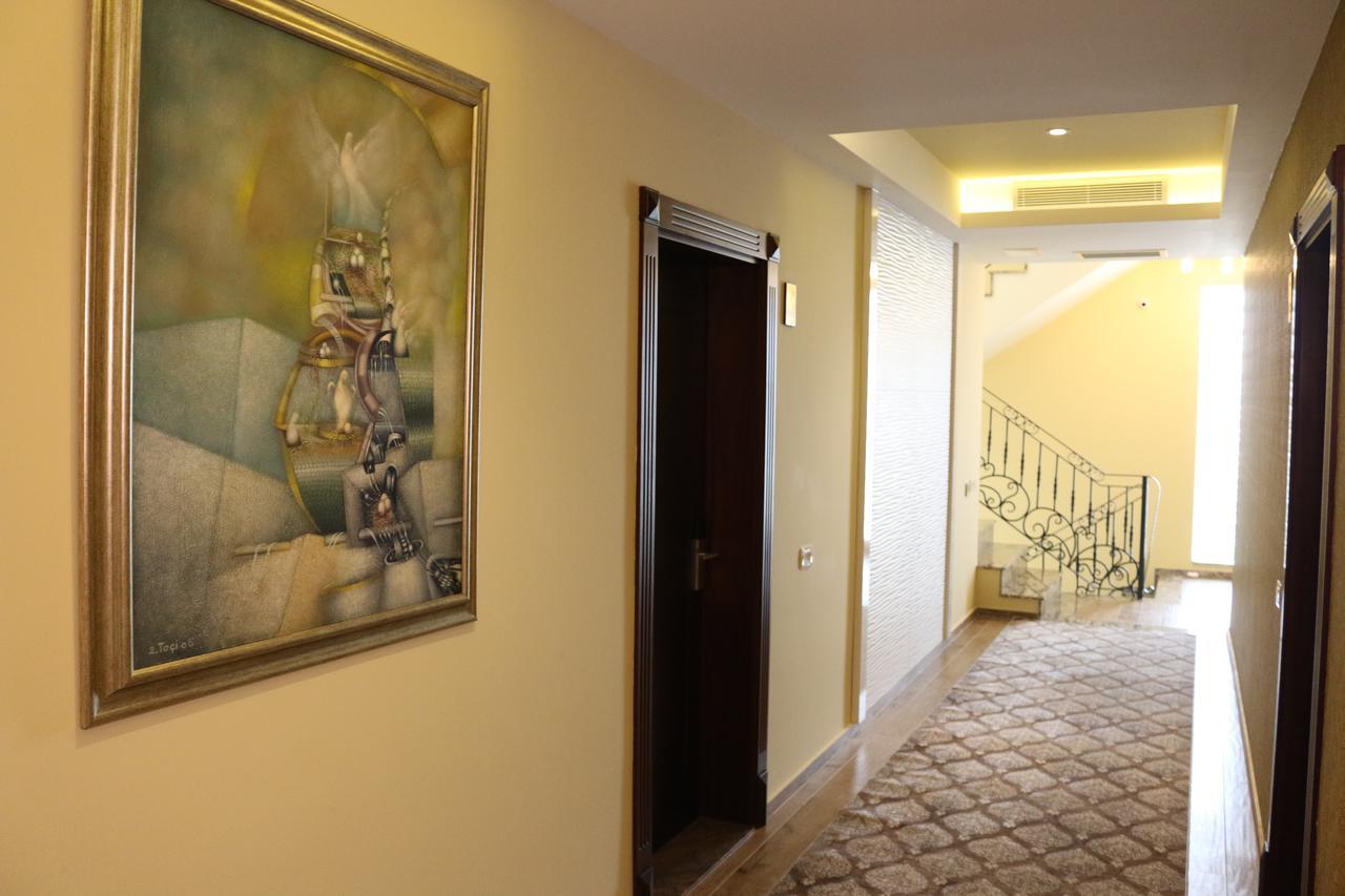 Hotel Admiral Prizren Exterior photo